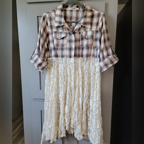 Origami by vivien plaid and lace duster - Picture 1 of 8